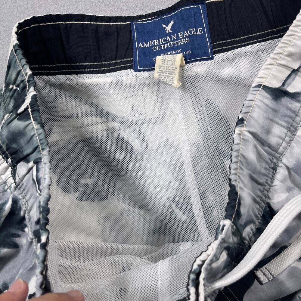 American Eagle Outfitters Floral Swim Trunks Mens Large White Gray Cargo - Picture 8 of 12
